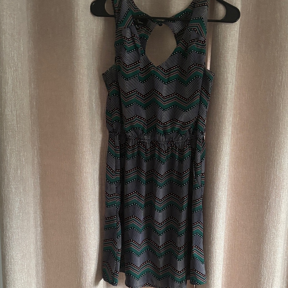 BCX Backless Chevron Dress in Black, White, and Green
